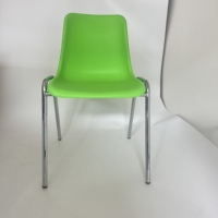 Chaise d'école moderne empilable en plastique avec pieds en acier chromé, chaise pour restaurant, café, événements