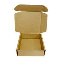 Boîtes de papier en carton kraft avec logo de taille personnalisée en vrac brun uni bon marché pour l'emballage de sous-vêtements chaussettes gaufrage de carton ondulé en fourrure