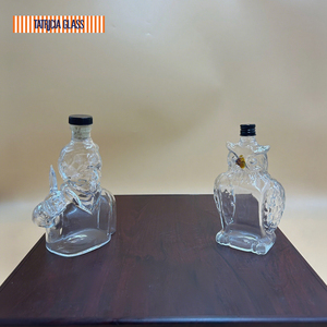 Bottiglia Quadrata per Vodka e <span class=keywords><strong>Whisky</strong></span> in Vetro Trasparente, Logo Personalizzato, Produttore Certificato ISO FDA OEM ODM per Marchi di Liquori - Product Image 3