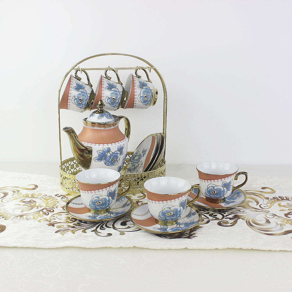 Comme cela est montré