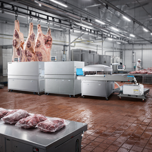 Línea de Envasado al Vacío para Cortes Primales de Carne de Res de Alta Resistencia con Máquina de Sellado al Vacío por Banda, Túnel de Termoencogimiento por Agua Caliente y Estación de Secado por Aire - Product Image 1