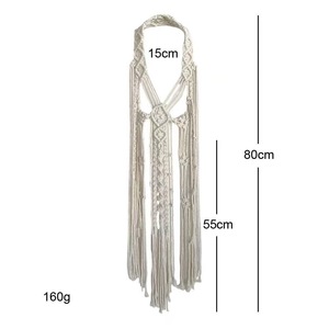 Bandeau bohème en macramé avec pompons, accessoire pour cheveux en coton fait main pour les mariées - Product Image 6