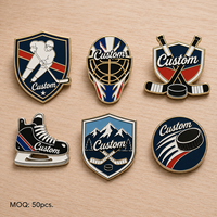 Épingles en émail personnalisées de haute qualité pour équipes de hockey sur glace, badges sportifs, logo de jeu d'hiver, épingles de revers en métal conçues par le fabricant