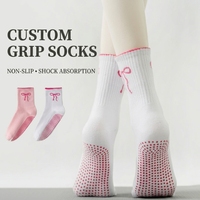 Chaussettes de Pilates rayées pour enfants de qualité supérieure avec grip antidérapant, en tricot doux Spandex/Polyester/Coton pour le yoga