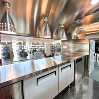 Food Truck Rétro Entièrement Équipé en Acier Inoxydable, Remorque Mobile pour la Vente de Glaces et de Restauration Rapide pour le Traiteur