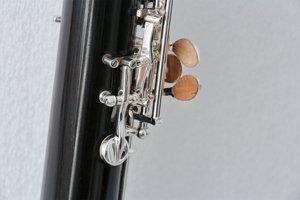 <span class=keywords><strong>Corno</strong></span> <span class=keywords><strong>inglese</strong></span> professionale di alta qualità e livello superiore, in ebano, con finiture argentate, con custodia, OEM. - Product Image 5