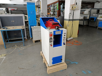 Machine de pressage manuelle pneumatique à tête unique pour la pose de semelles de chaussures