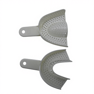 Set da 2 Pezzi Portaimpronte Dentali Monouso in Plastica Trasparente, Vassoi per Protesi, Supporto per Denti in 5 Misure - Product Image 1