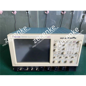 Tektronix TDS7254B-Osciloscopio de fósforo digital 2,5 GHz 20 Gs/s Usado - Product Image 1