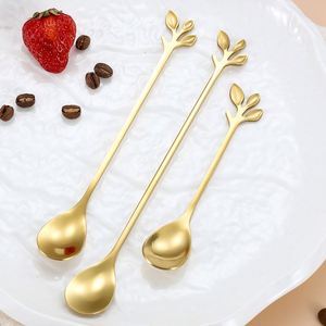 Fourchette à fruits créative en acier inoxydable avec manche en forme de feuille, style européen, petite cuillère à café/dessert dorée, cadeau - Product Image 2