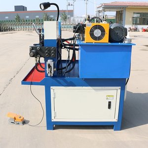 Macchina di laminazione filettatura semi automatica a tre assi, macchina per la produzione di viti