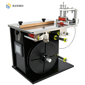 Etiquetadora Neumática de Escritorio en Forma de U, Semiautomática, para Etiquetas de Esquina de Cajas - Product Image 1