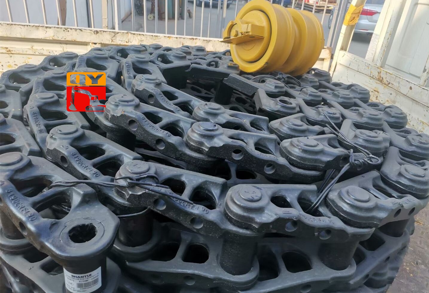 High Quality Excavator Track Link Ass'y 20T/22T 8190MC-49000