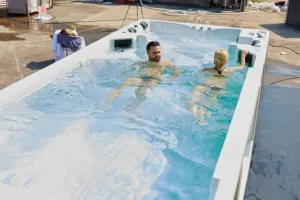 5.8m फ्रीस्टैंडिंग आयताकार स्पा तैरने चीन ऊपर जमीन स्पा तैरने आउटडोर स्विमिंग गर्म बेच लागत-प्रभावी पूल