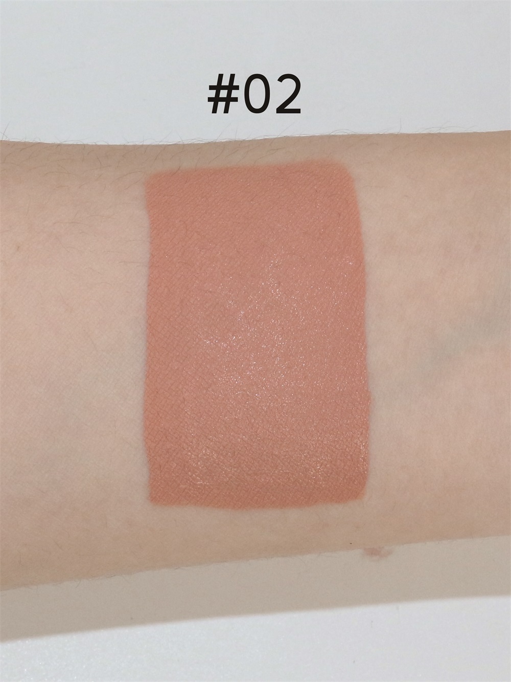 #02 Rouge à lèvres Powder Kiss