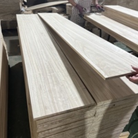 Planches de cercueil en bois massif léger 2000*280*20mm en Paulownia pour funérailles