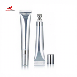 Tratamiento Labial con Péptidos en Envase Plateado, Bálsamo Labial Voluminizador con Menta, Logotipo Personalizado, MOQ Bajo, GZ RTS, Pedidos Mixtos al por Mayor, Envío en 3 Días - Product Image 2