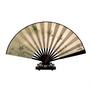Éventail pliant artisanal en bois avec motif en bambou, objet de collection décoratif, artisanat moderne peint à la main - Product Image 1