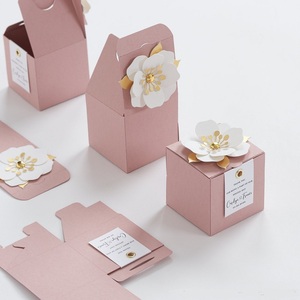 Scatole bomboniere <span class=keywords><strong>rosa</strong></span> con decorazioni floreali per matrimonio, festa nuziale, battesimo, compleanno e anniversario - Product Image 1