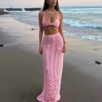 Ensemble 2 pièces tendance pour femme : débardeur tricoté sans manches à col halter avec motifs floraux 3D et jupe longue, idéal pour l'été et la plage