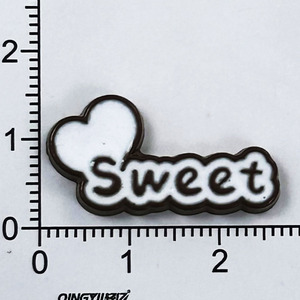 <b>Sweet</b> <b>Heart</b> Shaped Appliques Plastic Resin DIY Jewelry Accessories For Shoe Decorations - Product Image 3