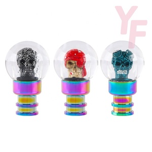 <span class=keywords><strong>Pommeau</strong></span> <span class=keywords><strong>de</strong></span> levier <span class=keywords><strong>de</strong></span> <span class=keywords><strong>vitesse</strong></span> pour transmission manuelle Crâne <span class=keywords><strong>de</strong></span> cristal Vert métallique Comprend 3 adaptateurs avec design élégant - Product Image 6