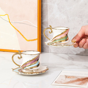 Taza de Café de Cerámica con Borde Dorado, Platillo, Taza de Espresso para el Hogar, Juego de Tazas de Cerámica de Lujo con Borde Dorado para el Té de la Tarde - Product Image 4