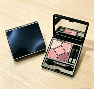 Paleta de sombras de ojos de gran marca, muy vendida, duradera, resistente al agua, controla la grasa, sombra de alta pigmentación, maquillaje de ojos encantador, fabricante OEM. - Product Image 5