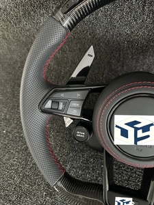 Volant de voiture en cuir et fibre de carbone, <span class=keywords><strong>prix</strong></span> de gros usine, pour <span class=keywords><strong>Audi</strong></span> A3 A4L A5 A6L A7 Q8 <span class=keywords><strong>TT</strong></span> R8 - Product Image 2