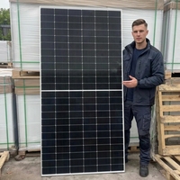 Panneau solaire de type N de haute qualité 580W en silicium monocristallin à demi-cellule, panneau solaire à double vitrage à haute efficacité