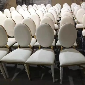 Chaise de banquet empilable en métal Louis à dossier rond pour hôtel, mobilier d'extérieur commercial de luxe à prix abordable pour mariage - Product Image 3