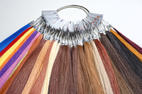 Échantillons d'anneaux de couleur de cheveux humains personnalisés Palette de couleurs de base Tableau d'échantillons de cheveux comprenant une vague de corps Kinky Straight Silky Regular Wave