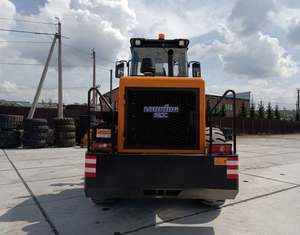 Cargadora de Ruedas Mediana CDM853NG de 16.4 Toneladas, Cabina con Aire Acondicionado y ROPS, Enganche Rápido, Cucharón para Esparcir Grava en Caminos Temporales en Sitios de Energía y Oleoductos - Product Image 2