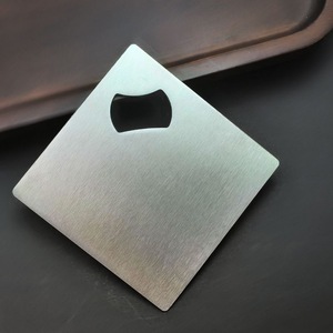 Ouvre-bouteille manuel en métal personnalisé en stock en gros, ouvre-bouteille carré en acier inoxydable - Product Image 2