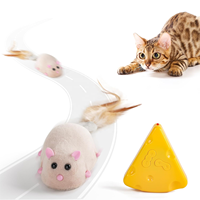 Jouet pour chat télécommandé AFP avec queue en plumes, souris interactive automatique à mouvement 4 directions pour l'exercice des chats en intérieur