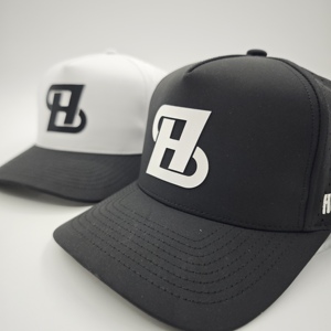 Gorra de Golf de Cinco Paneles de Primera Calidad, Impermeable, con Emblema de Silicona Personalizado, MOQ Bajo, OEM, Perforada con Láser, Transpirable, Artículos de Lujo - Product Image 5