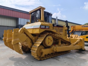 รถดันดินมือสอง Caterpillar D8R ขายดี ราคาดี รถดันดินไฮดรอลิกแบบตีนตะขาบมือสอง สภาพดี - Product Image 2