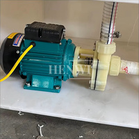 Henwi 2 buses verticale semi-automatique corrosif chimique liquide batterie eau batterie acide Machine de remplissage remplissage de baril