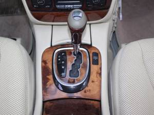 <span class=keywords><strong>Mercedes</strong></span>-Benz Clase S 2004 S <span class=keywords><strong>500</strong></span> SUV Boutique Alta calidad <span class=keywords><strong>Mano</strong></span> derecha Gasolina Gas Opciones híbridas Luz automática Venta al por mayor - Product Image 2