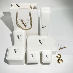FORTE Wholesale White <strong>Leather</strong> <strong>Jewelry</strong> Packaging Wedding Ring Boxes <strong>Jewelry</strong> Boxes Luxury Bracelet Necklace PU <strong>Leather</strong> <strong>Jewelry</strong> <strong>Box</strong> - Product Image 4