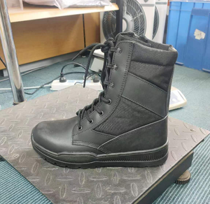 Botas Tácticas Ligeras Negras TSB0104 con Costuras Reforzadas y Suelas de PU - Product Image 5