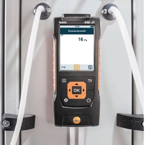 Moniteur de qualité de l'air intérieur Testo 440 avec mesure de la température et de la vitesse pour les tests de ventilation - Product Image 2