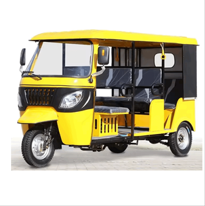 Tuk-tuk de style Bajaj, véhicule fermé à trois roues à essence, 9 places, trois rangées de sièges passagers, cylindrée de 151 à 200 cm³ - Product Image 4