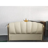 Lit king-size italien luxueux avec cadre en bois, revêtement en cuir, lit moderne et moelleux avec rangement, meubles de chambre confortables