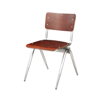 Chaise d'école industrielle vintage avec cadre en métal argenté, assise et dossier en contreplaqué courbé, finition thermolaquée transparente, pour café et vente en gros