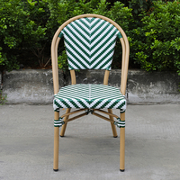 Tables et chaises de bistrot modernes en rotin PE, structure en alliage d'aluminium, revêtement poudré, garantie 2-3 ans pour villa, cour et jardin