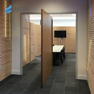 Porte pivotante extérieure moderne de haute qualité en bois dur, aluminium et acier, étanche, avec grand panneau en verre et contreplaqué pour vente en gros - Product Image 6