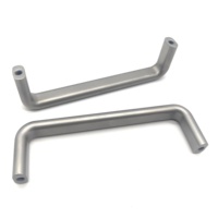 Fabricant de pièces de meubles en aluminium et acier inoxydable usinées par CNC, pieds de table avec usinage par électroérosion à fil, OEM personnalisé