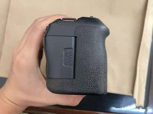 Appareil photo hybride plein format Canon EOS R6 d'occasion, boîtier seul, bon prix, caméra vidéo professionnelle 4K - Product Image 5
