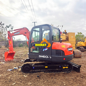 Excavatrice d'occasion DOOSAN DH60-7 6 tonnes 90% neuve d'origine coréenne avec EPA, CE, agricole, pas chère, pour travaux de terrassement - Product Image 2